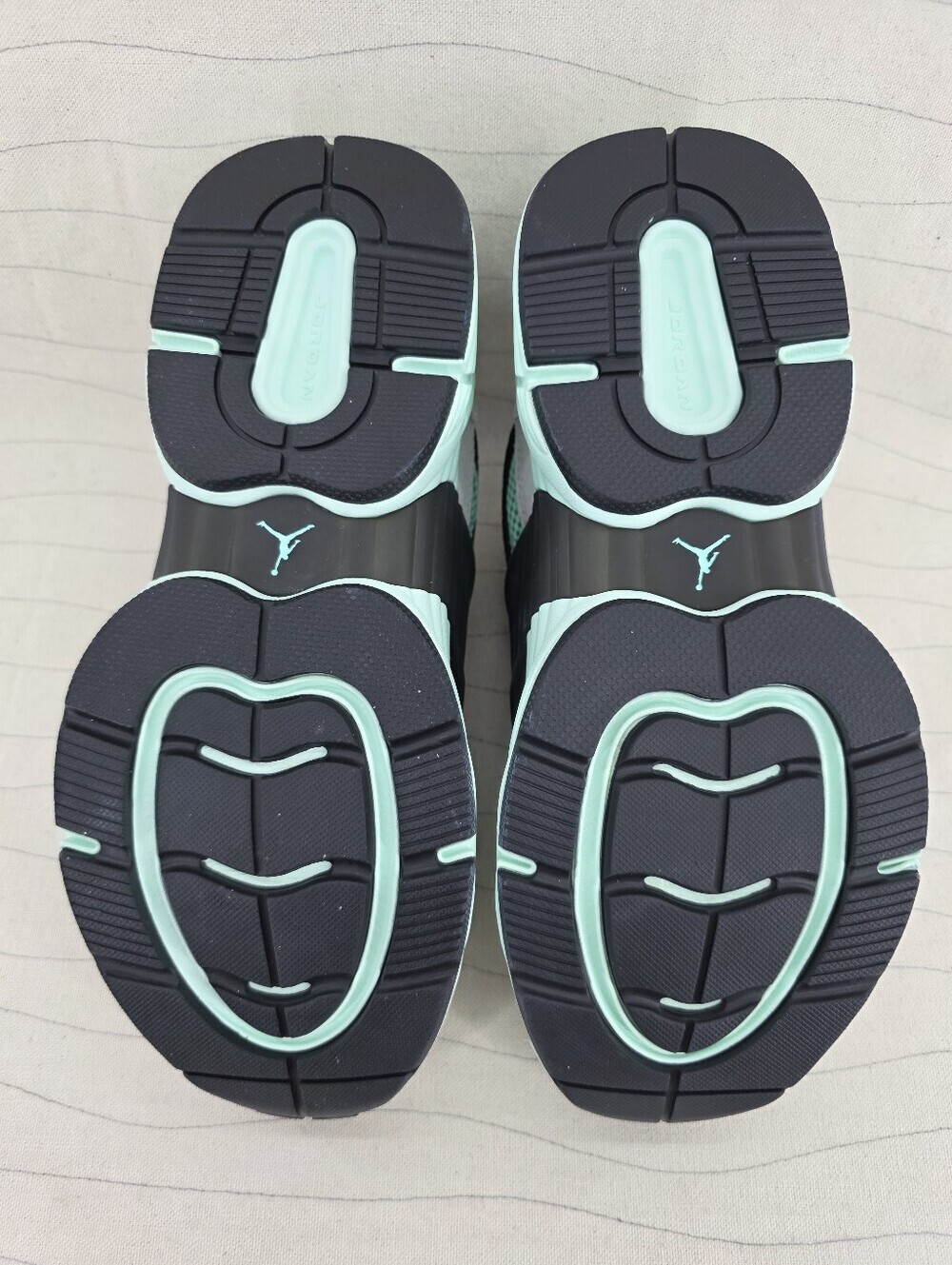 Nike Youth Jordan Trunner O/S GS Black Grey Mint Green Shoes II6531-004 Size 5 - Picture 9 of 10